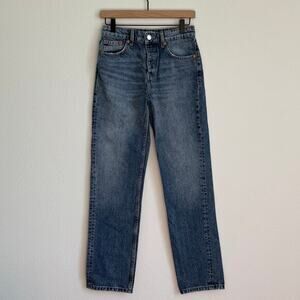 Zara‎ Straight Slim Leg Denim Blue Jeans Medium Wash Button Fly High Rise Size 2